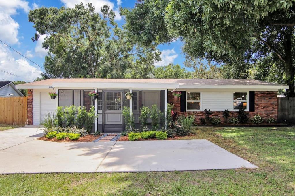 Lakefront Villa With Heated Pool And Spa Tampa Exterior photo